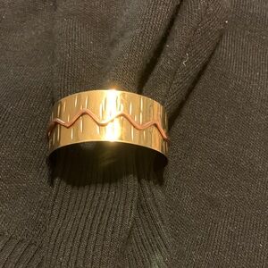 Elegant Gold and Copper Bracelet